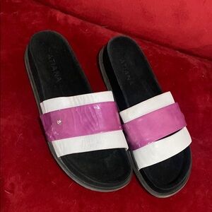 Atiana Women's Pink and White Slide Loafers